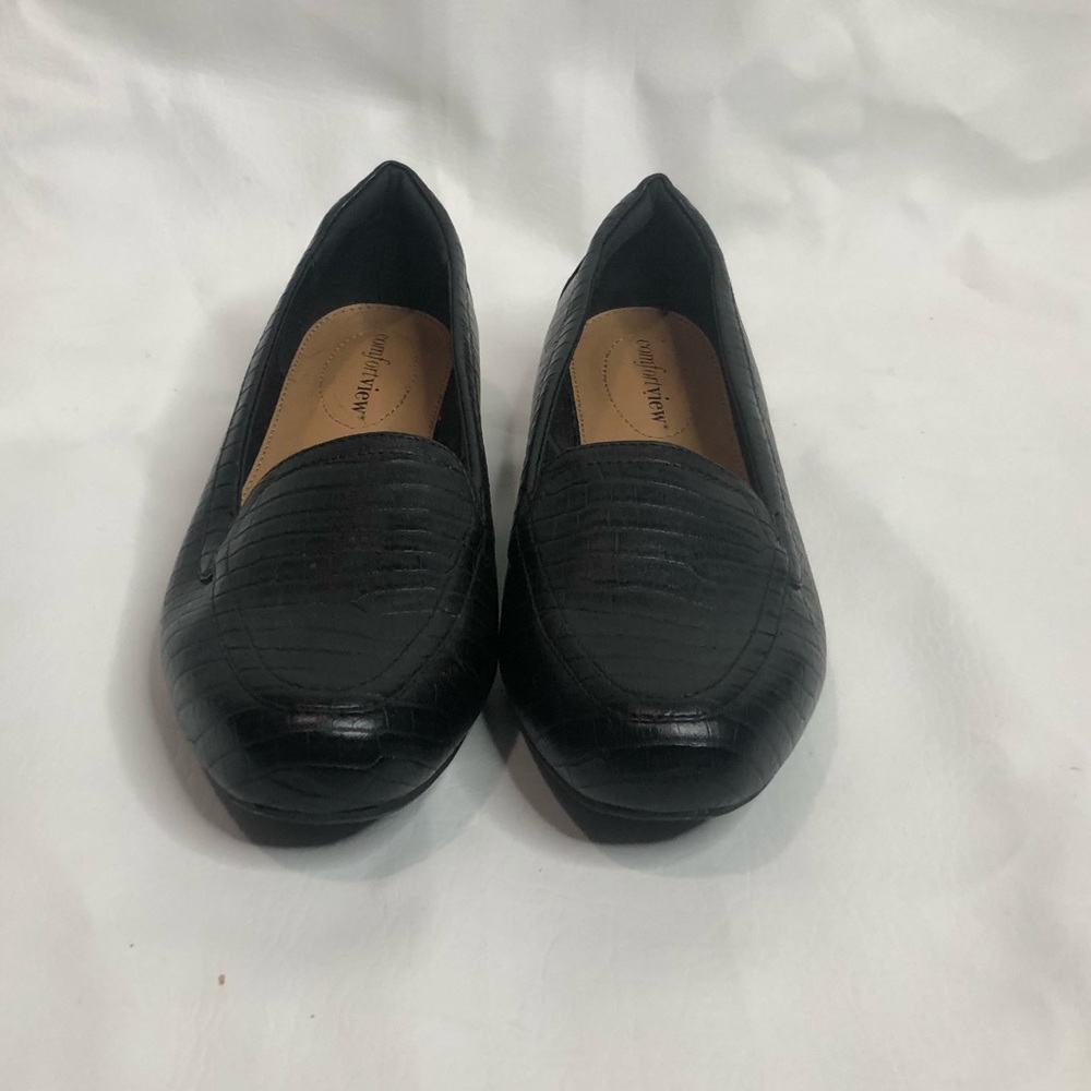 Comfort View Womens Shoes